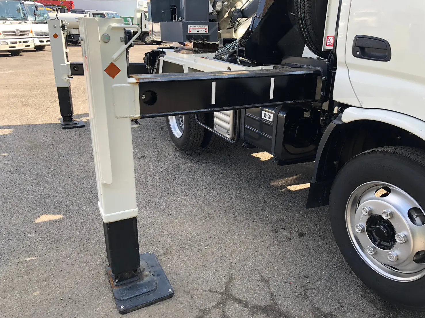 日野 デュトロ 穴掘建柱車 （令和3年03月）2KG-XZU600F | 中古