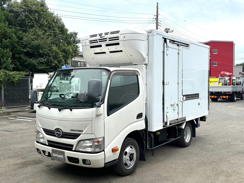 3tトラックのサイズ・寸法・積載量を解説！免許や4tトラックとの違いも紹介 中古トラック