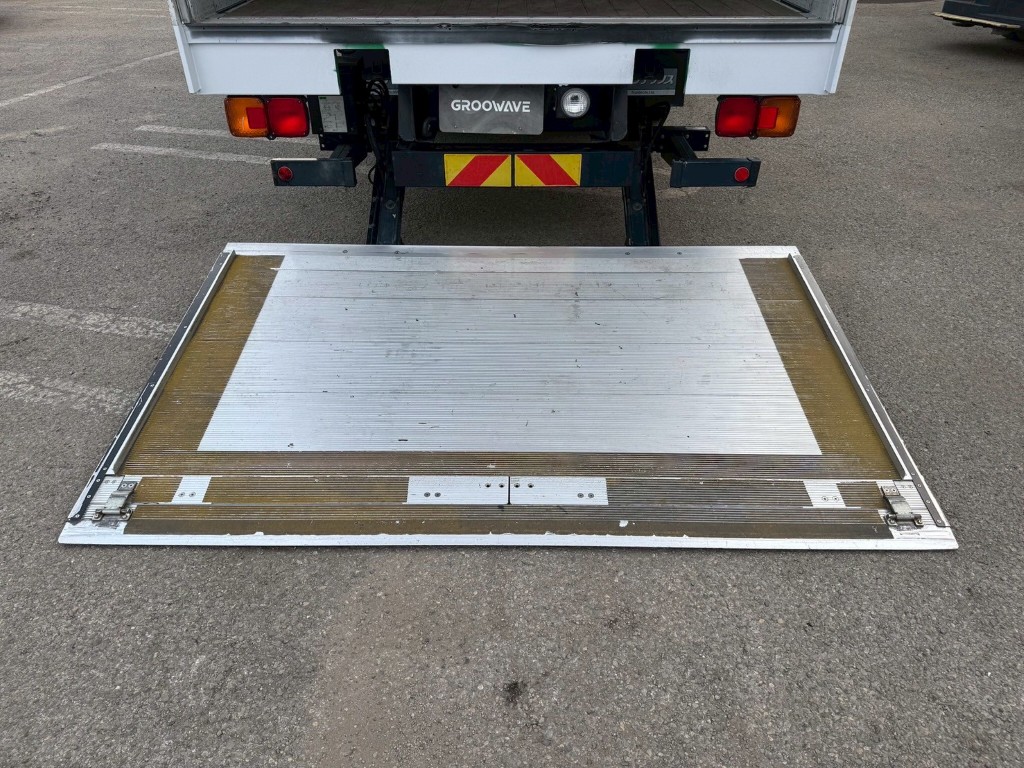 車両写真