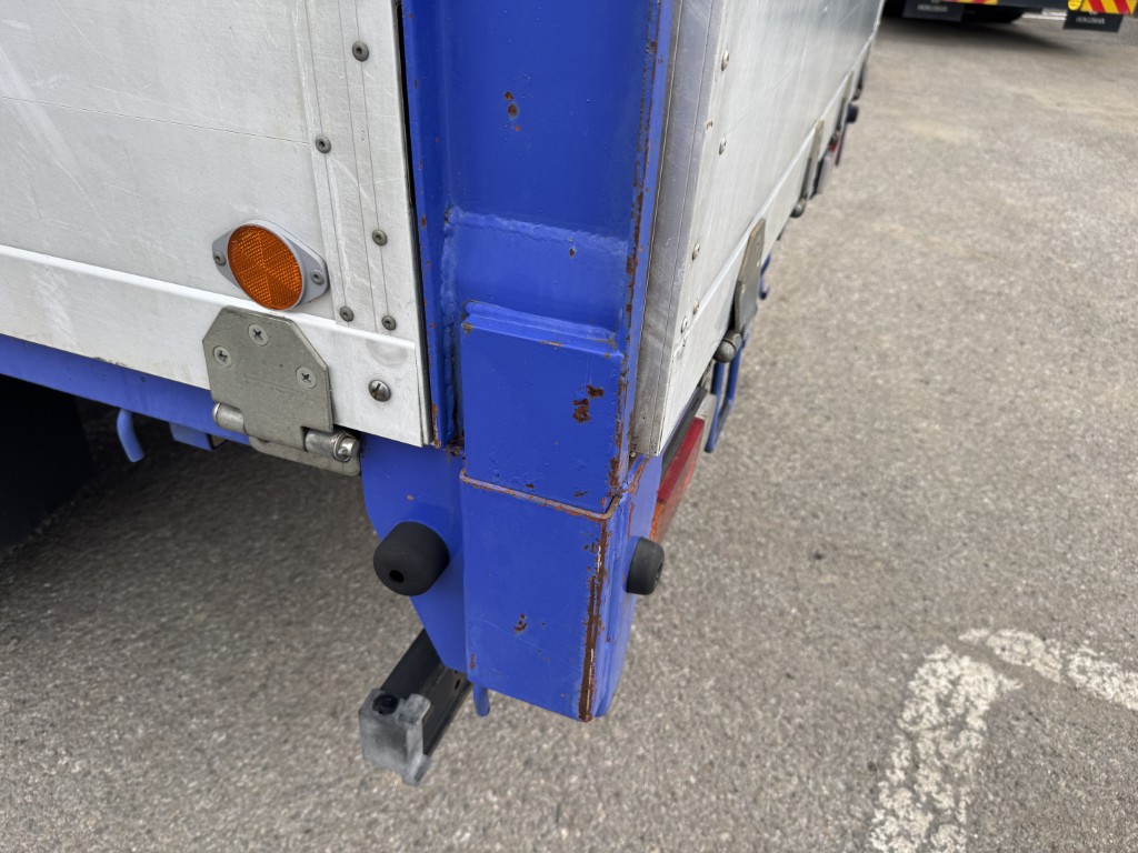 車両写真