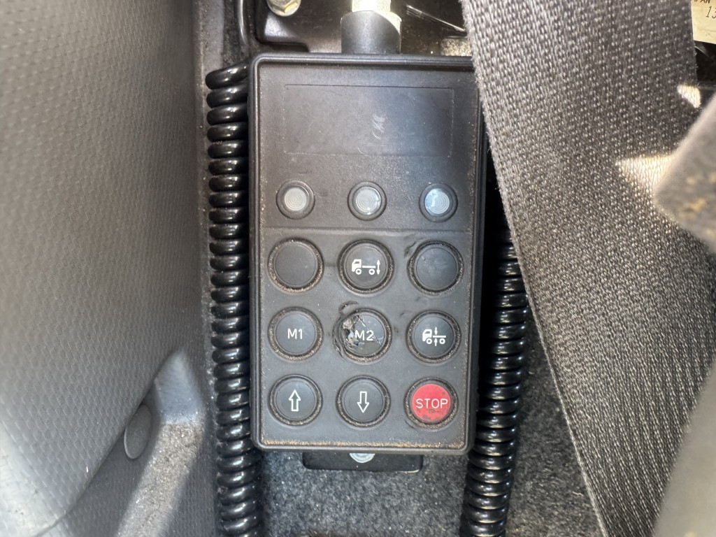 車両写真