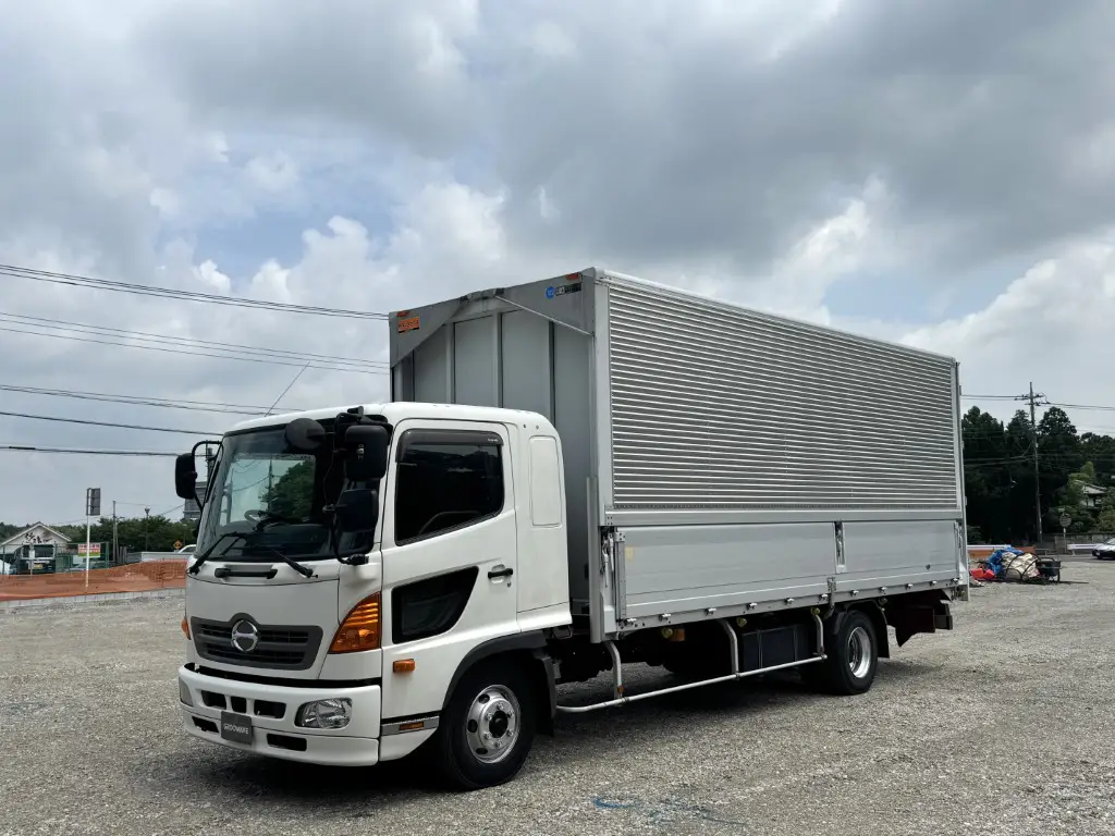 ウイング車